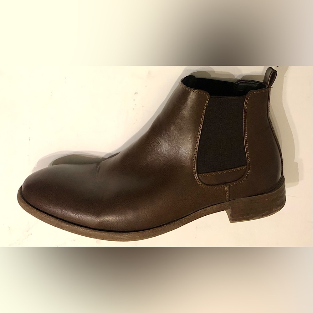Mens Size 12 Vegan Leather Chelsea Boots